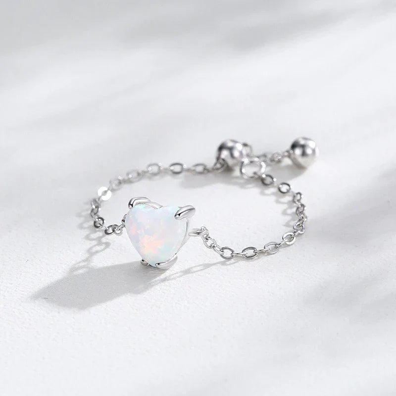 Anillo Corazón de Ópalo Ajustable