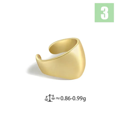 Ear Cuff Moderno en Ocho Estilos