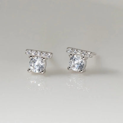 Aretes Botón Redondo con Zirconias