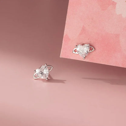 Aretes Corazón con Alas y Zirconias