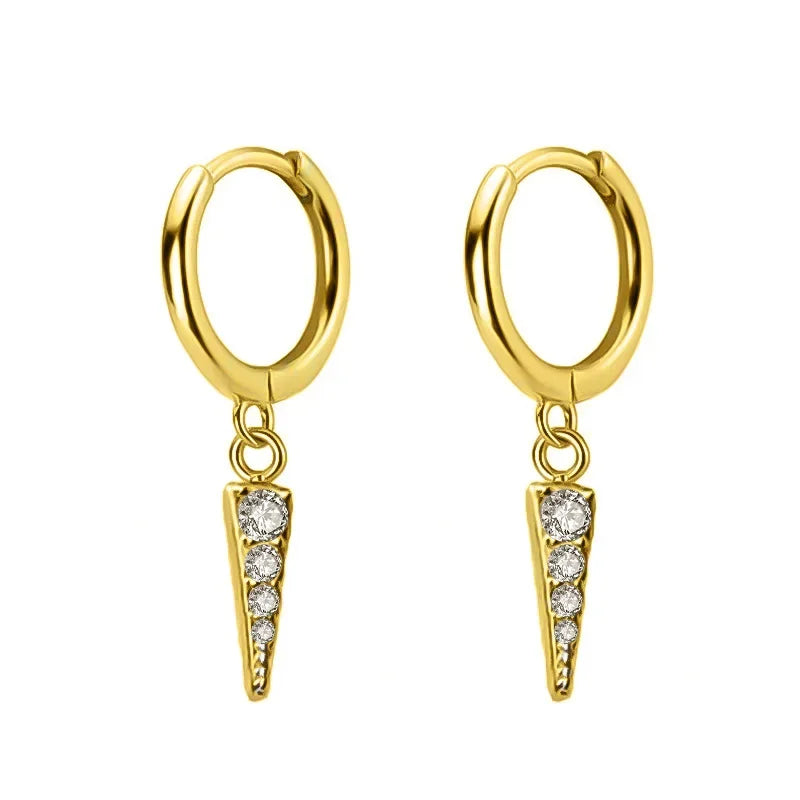 Aretes Triángulo Geométrico con Zirconias