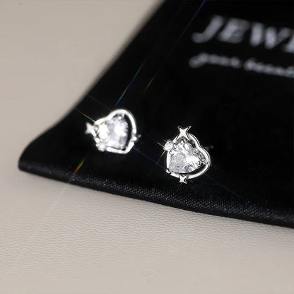 Aretes Estrella de Cuatro Puntas y Corazón