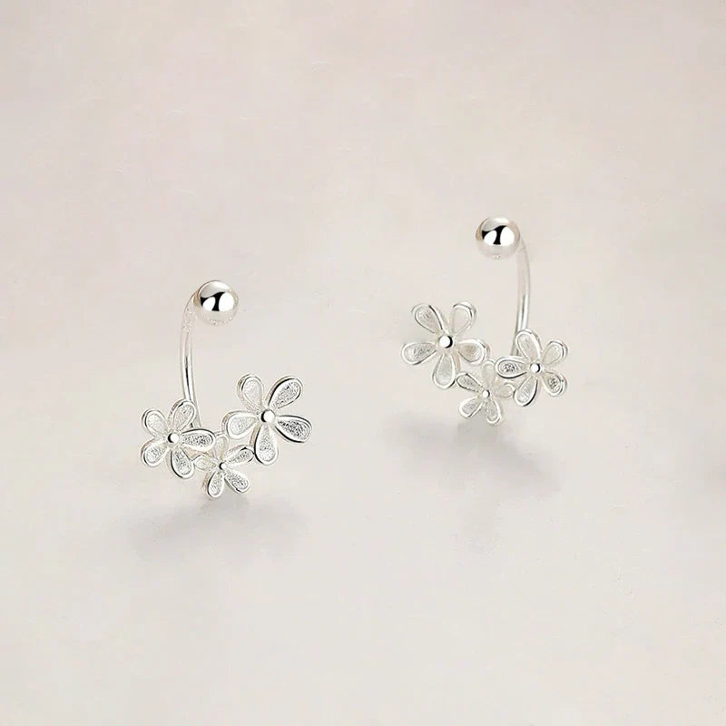 Aretes Flores Delicadas