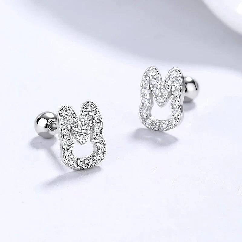 Aretes Conejito Calado con Zirconias