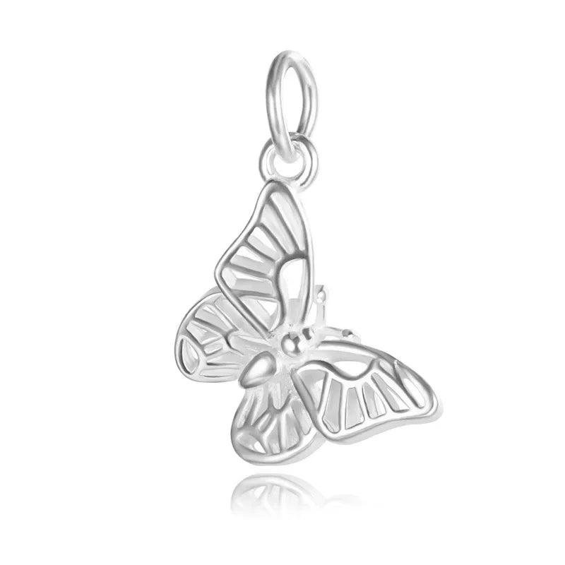 Dije Mariposa Calada