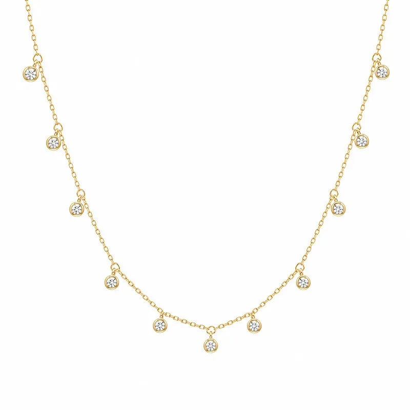 Collar Corto con Flecos y Zirconias