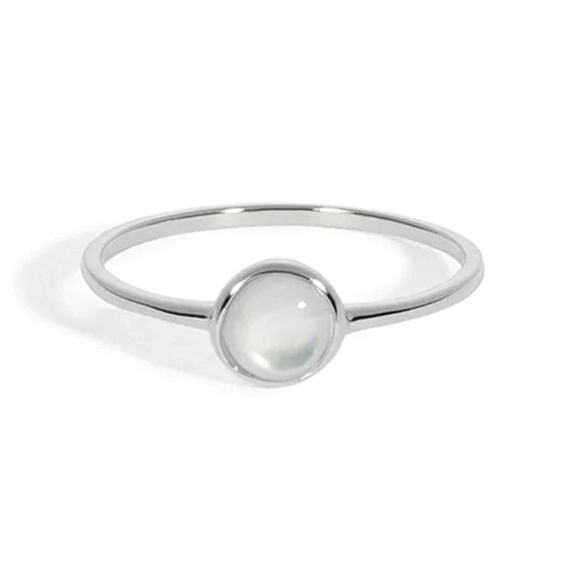 Anillo con Concha Blanca