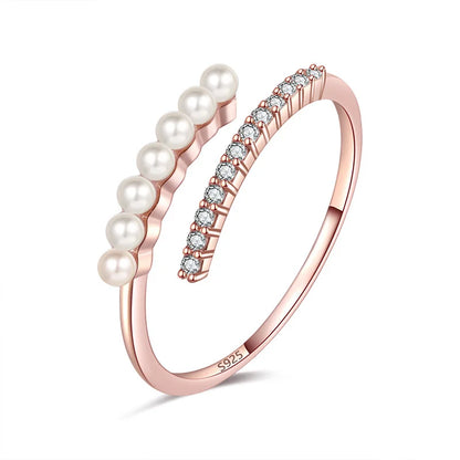 Anillo Perla de Agua Dulce con Zirconias