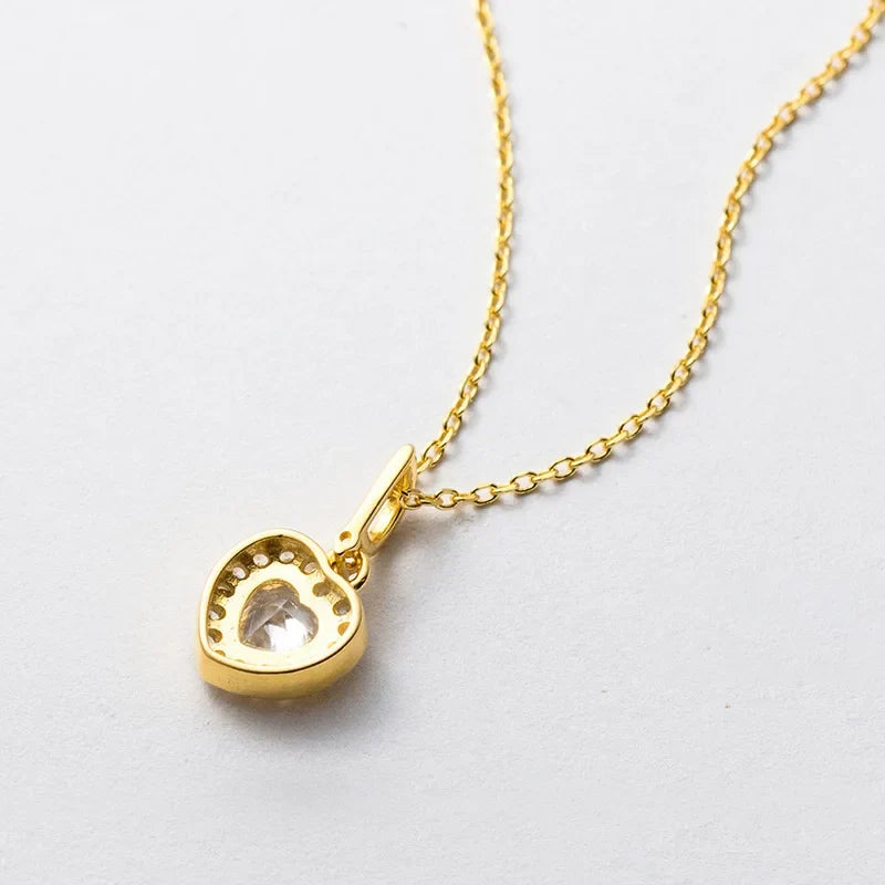 Collar Amor con Piedras Blancas