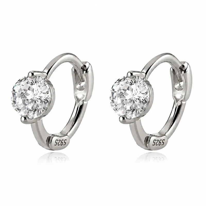 Aretes Redondos Sencillos con Zirconia