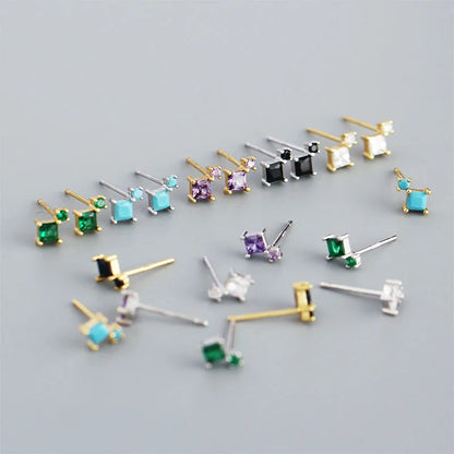 Aretes con Zirconias de Colores Apiladas