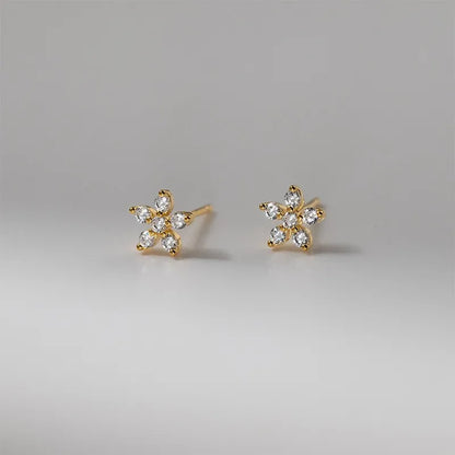 Aretes Flor de Cerezo con Zirconias