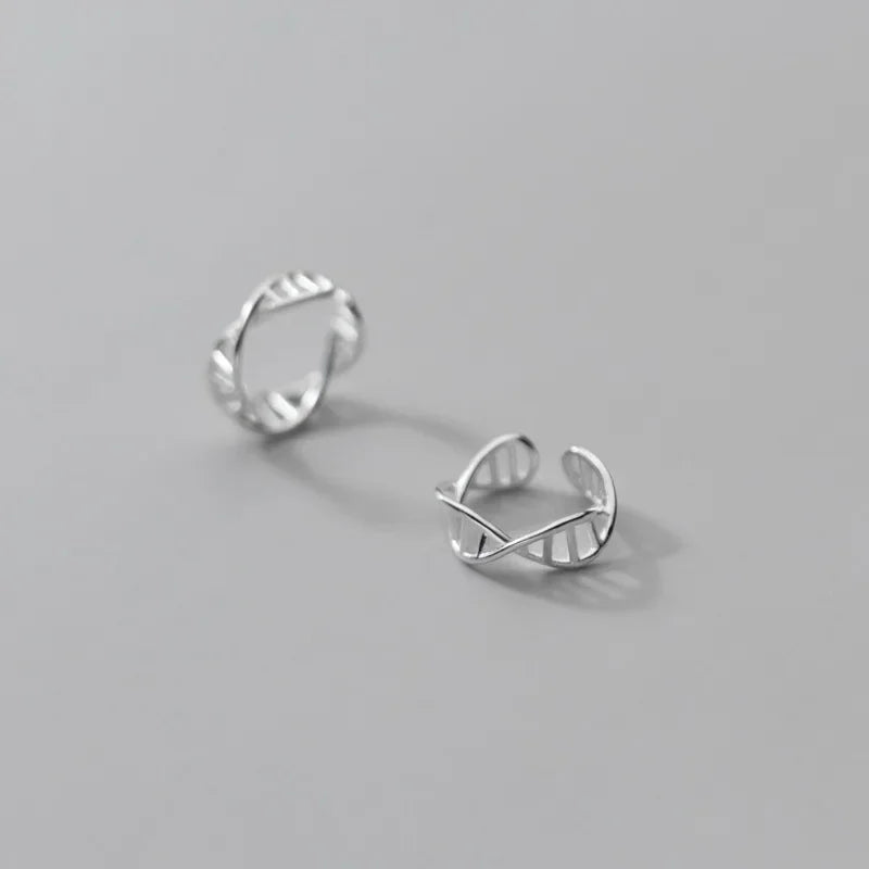Aretes de Clip Ondas Caladas