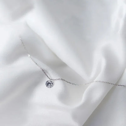 Collar Círculo con Zirconia