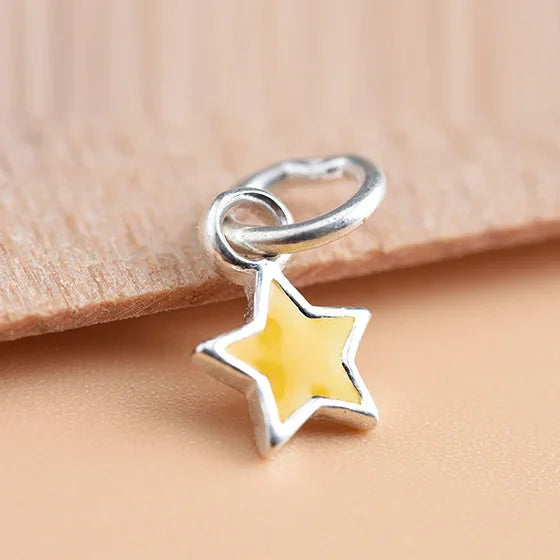 Dije Estrella Amarilla