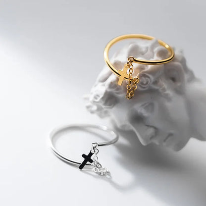 Anillo Cadena con Cruz Ajustable