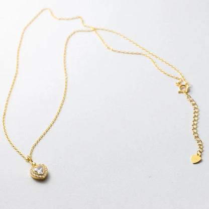Collar Amor con Piedras Blancas