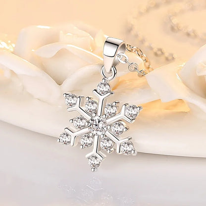 Dije Copo de Nieve Sencillo con Zirconias