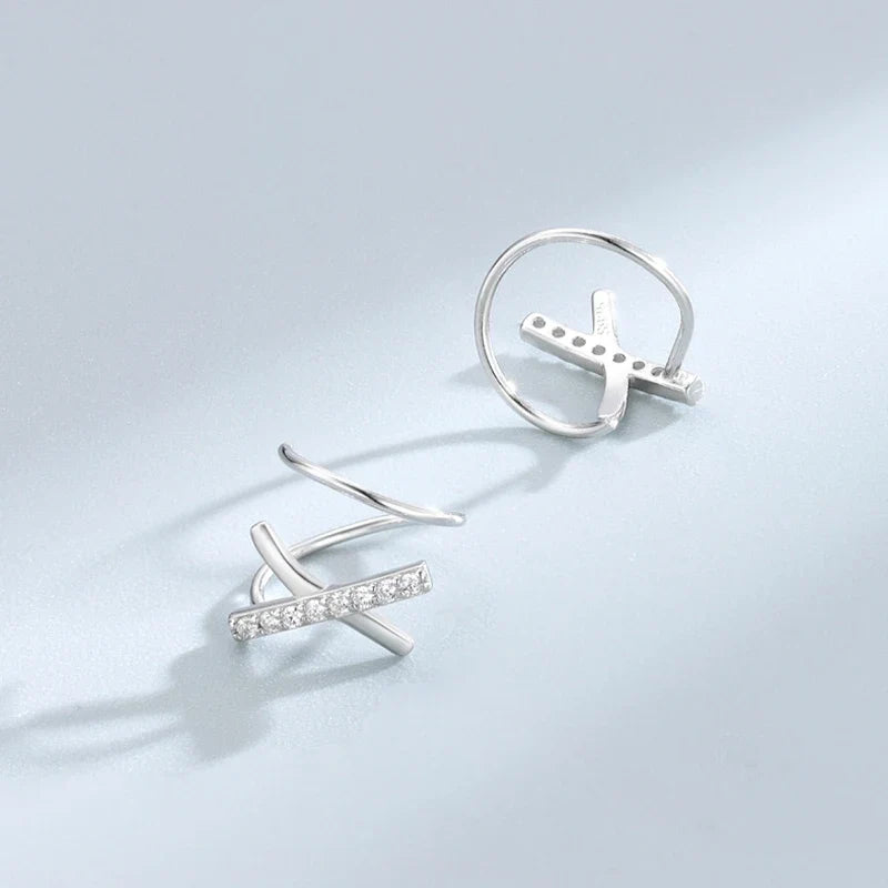 Aretes Cruz en X con Zirconias