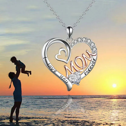 Collar Corazón Mom
