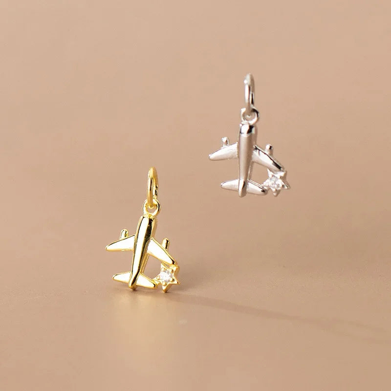 Dije Avión Brillante