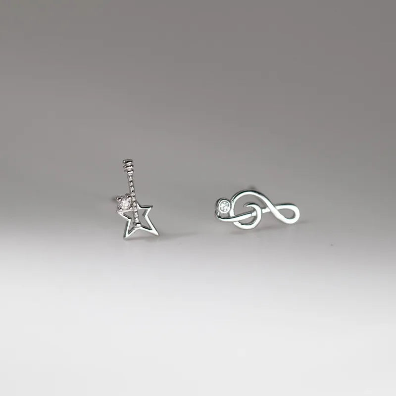 Aretes Asimétricos Nota Musical y Violín