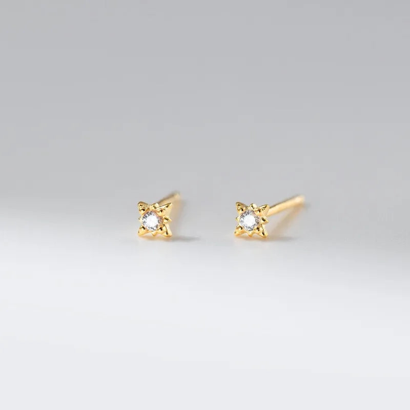 Aretes Estrella de Ocho Puntas con Zirconias