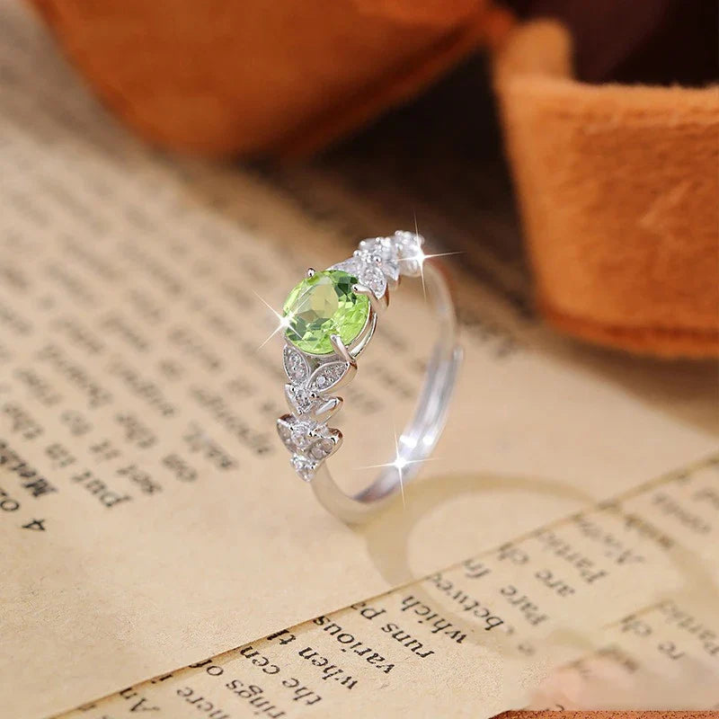 Anillo Ajustable Hoja con Cristal Natural