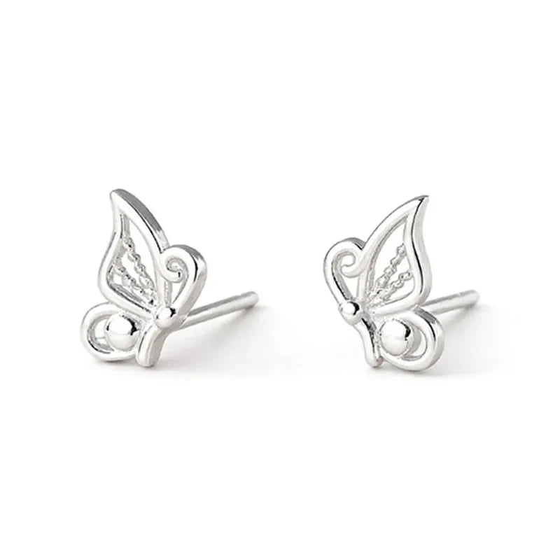 Aretes Alas de Mariposa en Dos Modelos