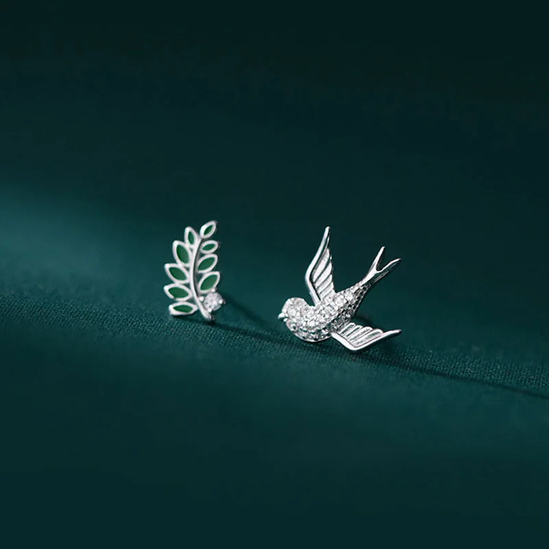 Aretes Hojas Esmaltadas Verdes