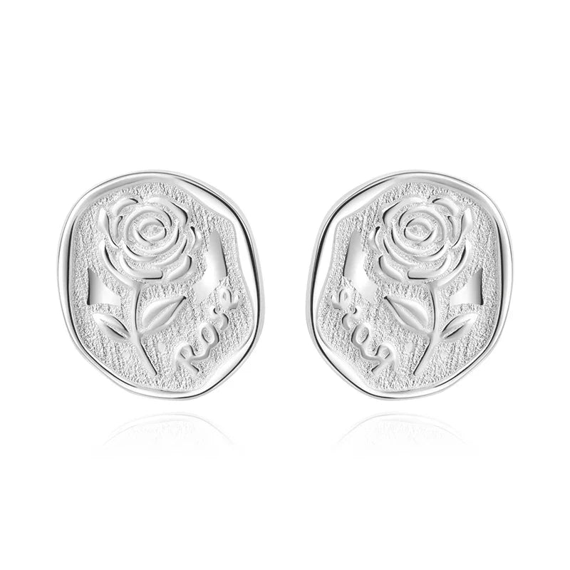 Aretes Flor de Rosa Clásica con Rosca