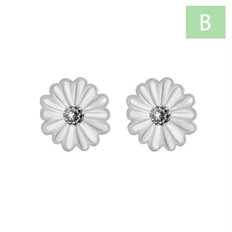 Aretes Flor en Cuatro Estilos