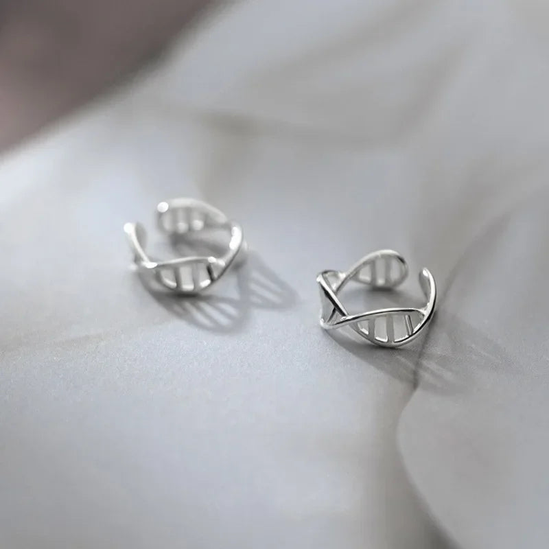 Aretes de Clip Ondas Caladas
