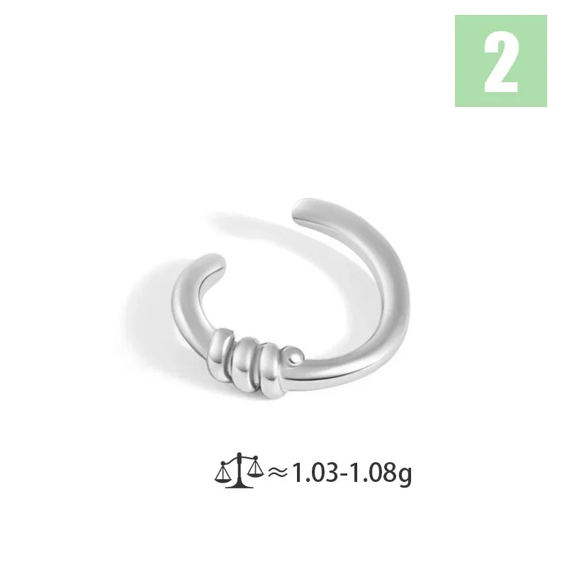 Ear Cuff Moderno en Ocho Estilos