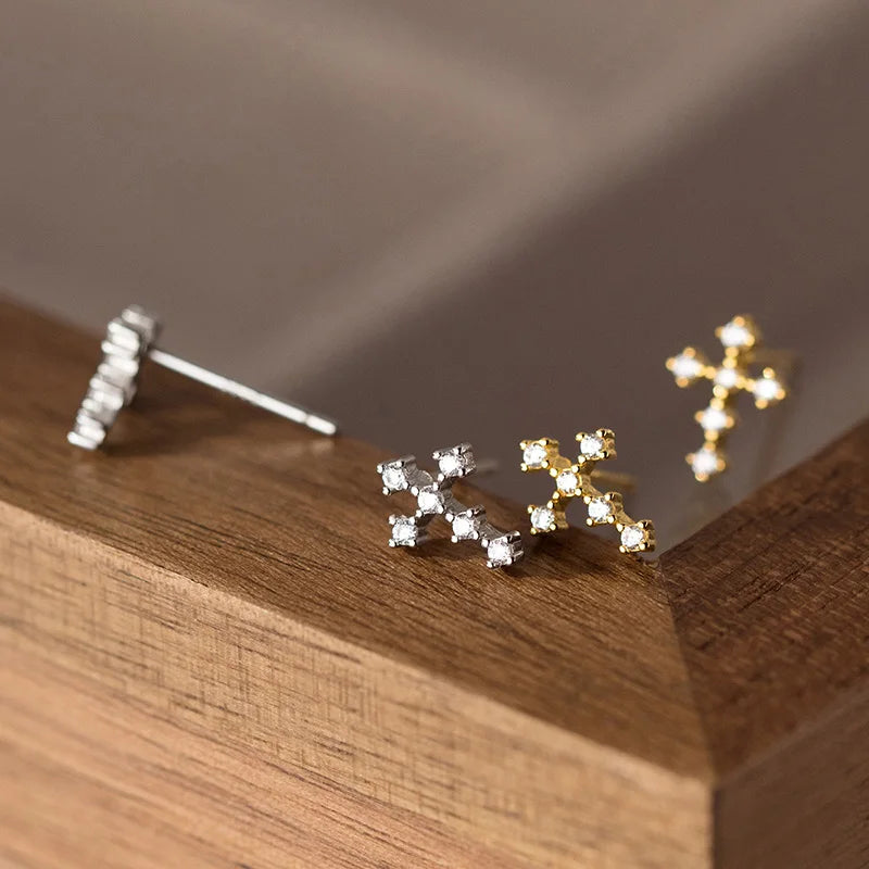 Aretes Cruz con Zirconias