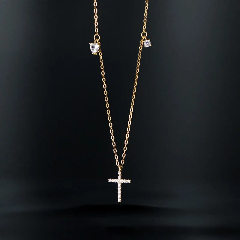 Collar con Dije de Zirconia Brillante