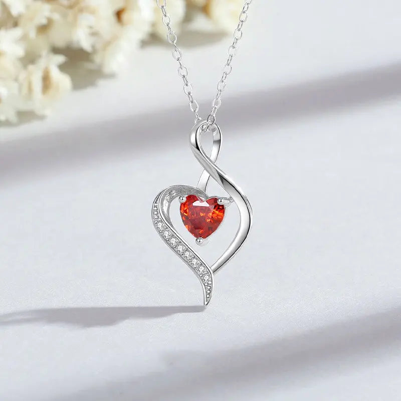 Collar Corazón con Piedra de Corazón