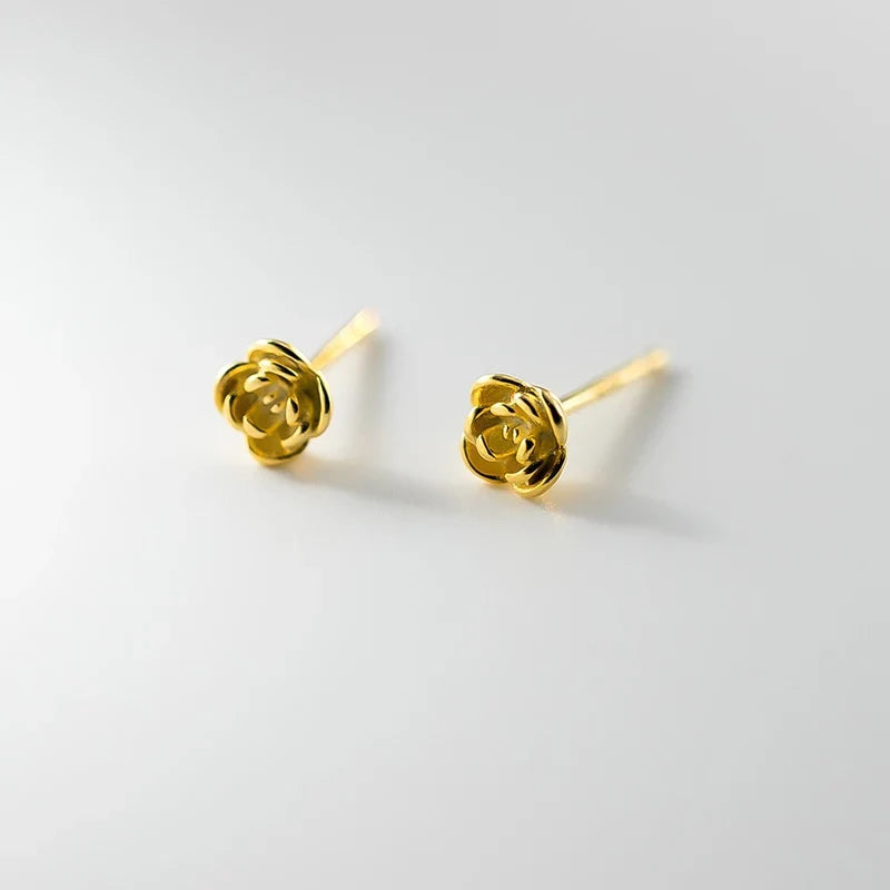 Aretes Flor de Rosa Minimalistas