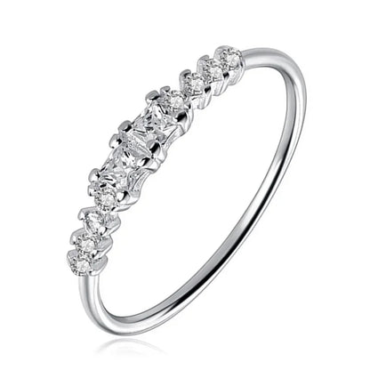 Anillo con Zirconias Blancas