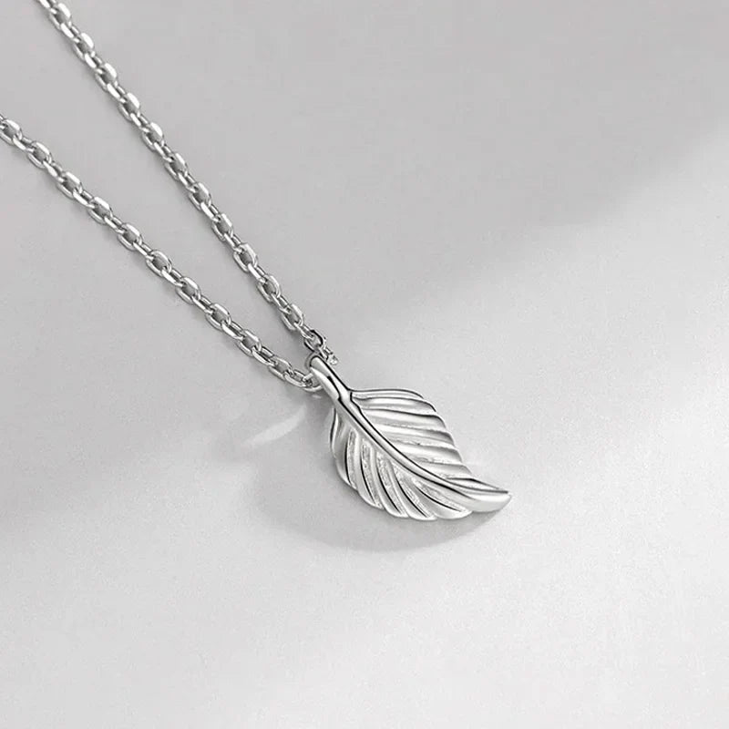 Dije Pluma Vintage