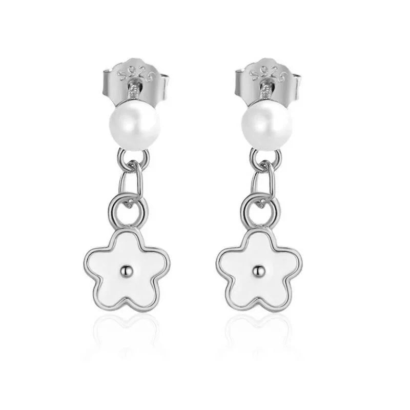 Aretes Colgantes Flor con Perla