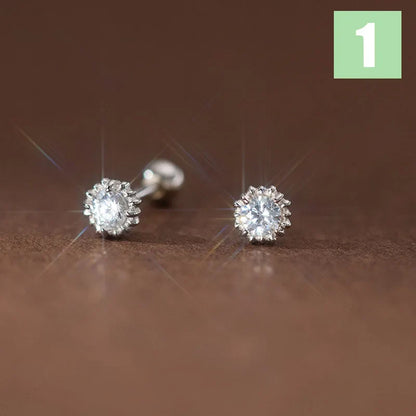 Aretes Clásicos con Zirconia Blanca