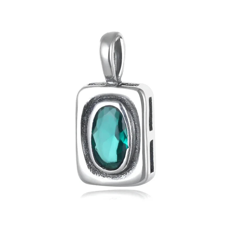 Dije Rectangular con Zirconia Verde