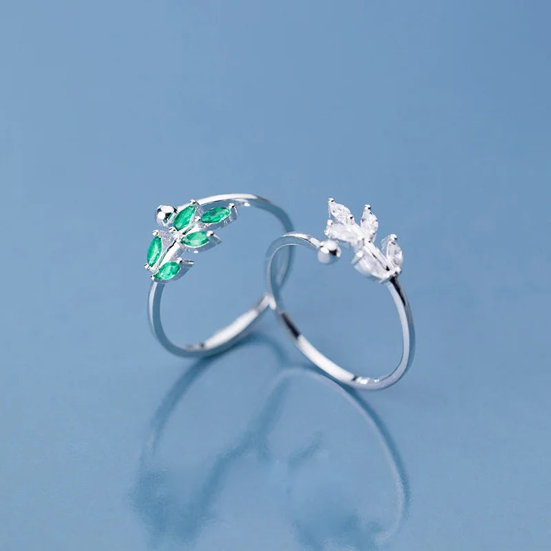 Anillo Coctel Hojas en Blanco o Verde