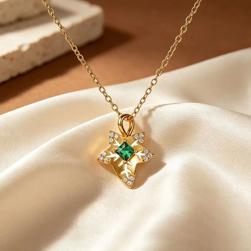 Collar Hoja con Zirconia Verde Esmeralda