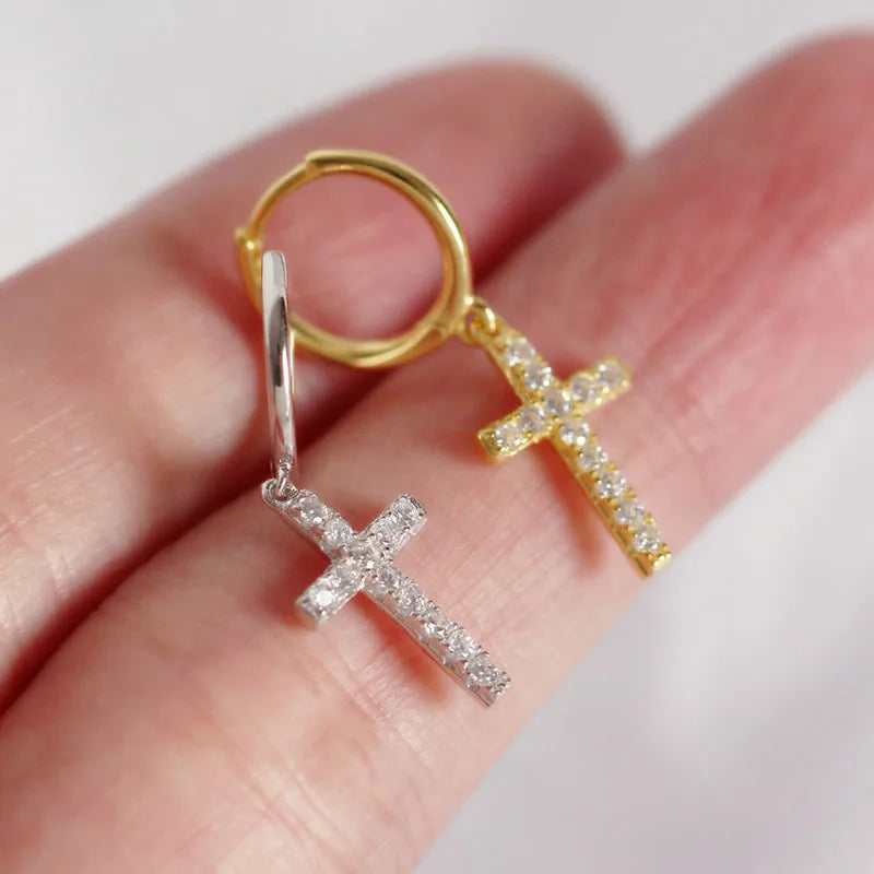Aretes Cruz con Zirconia Blanca