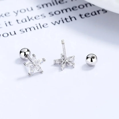 Aretes Flor Brillante con Zirconias