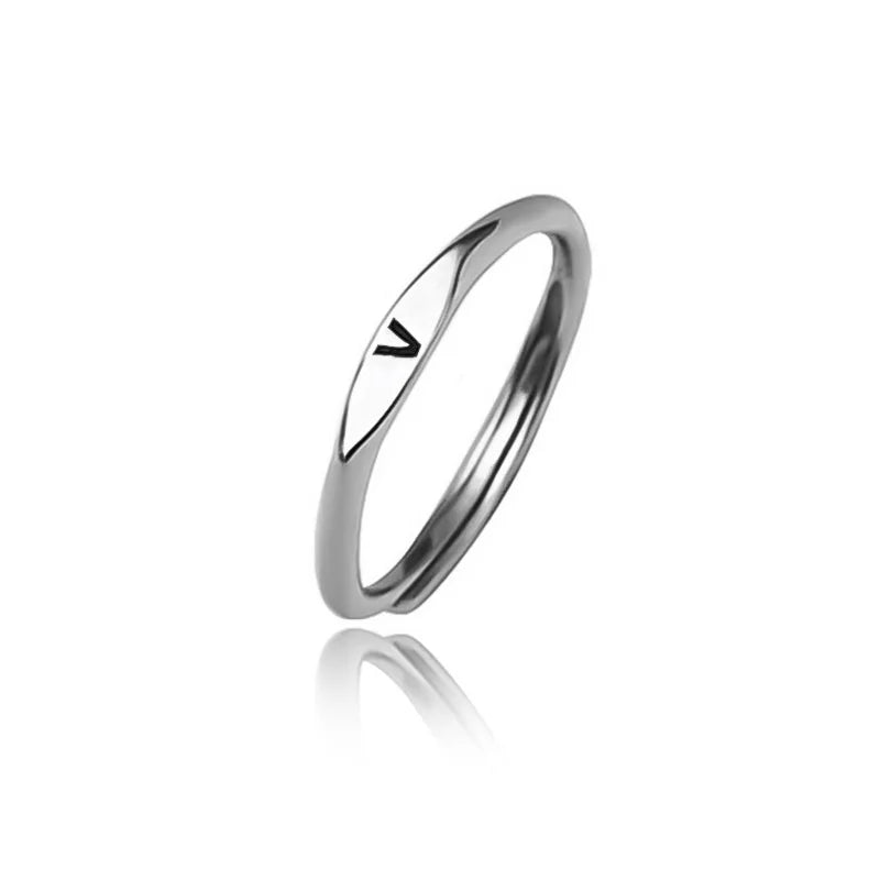 Anillo Letra Inicial Brillante