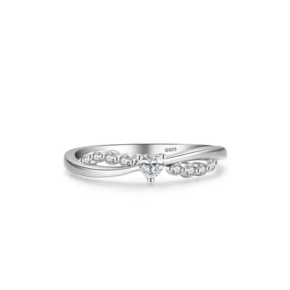 Anillo Cruz con Zirconia de Corazón