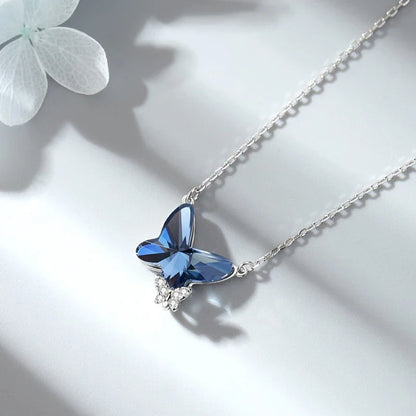 Collar Mariposa de Cristal Azul